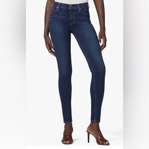 Hudson Jeans Pants - NWT Hudson NICO ENHANCE Midrise Cigarette slimming Jeans Size 26